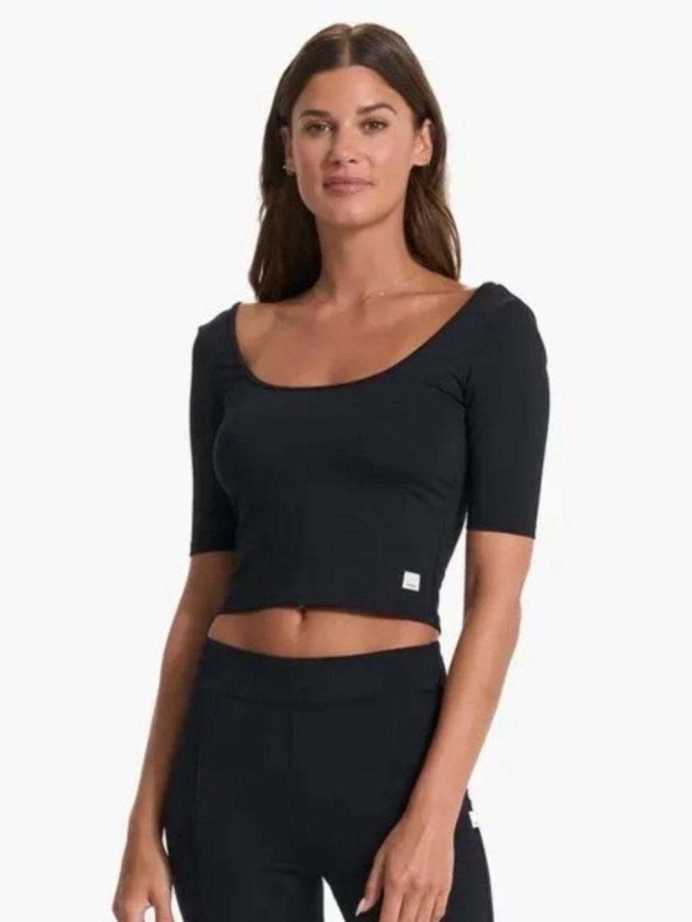 Vuori Avant Black Scoop-Neck Cropped Top